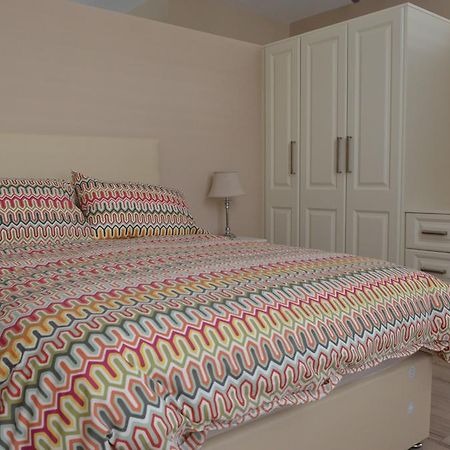 Blessings Studio Apartments Cootehill Kültér fotó
