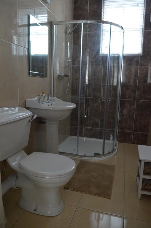 Blessings Studio Apartments Cootehill Kültér fotó